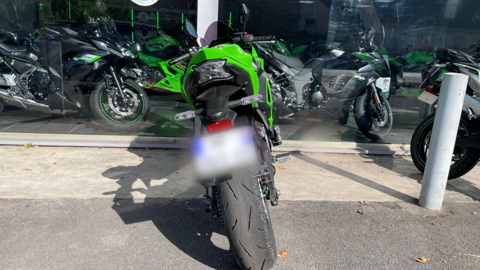 KAWASAKI NINJA 650 4