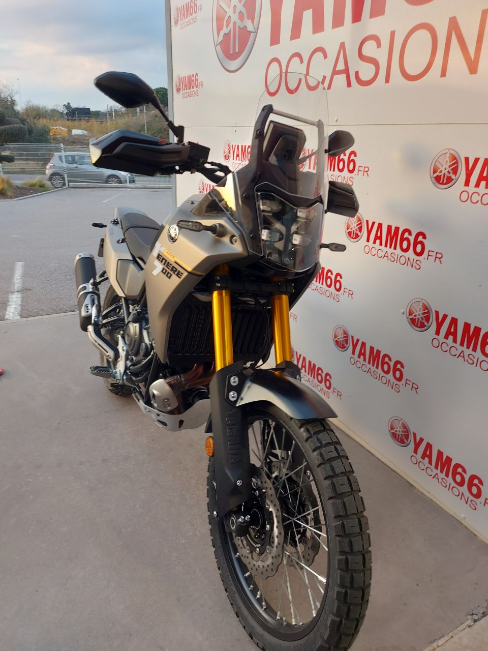 YAMAHA XTZ TENERE 700 4