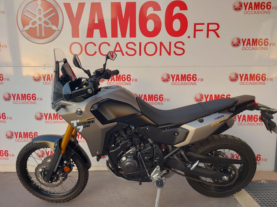 YAMAHA XTZ TENERE 700 4