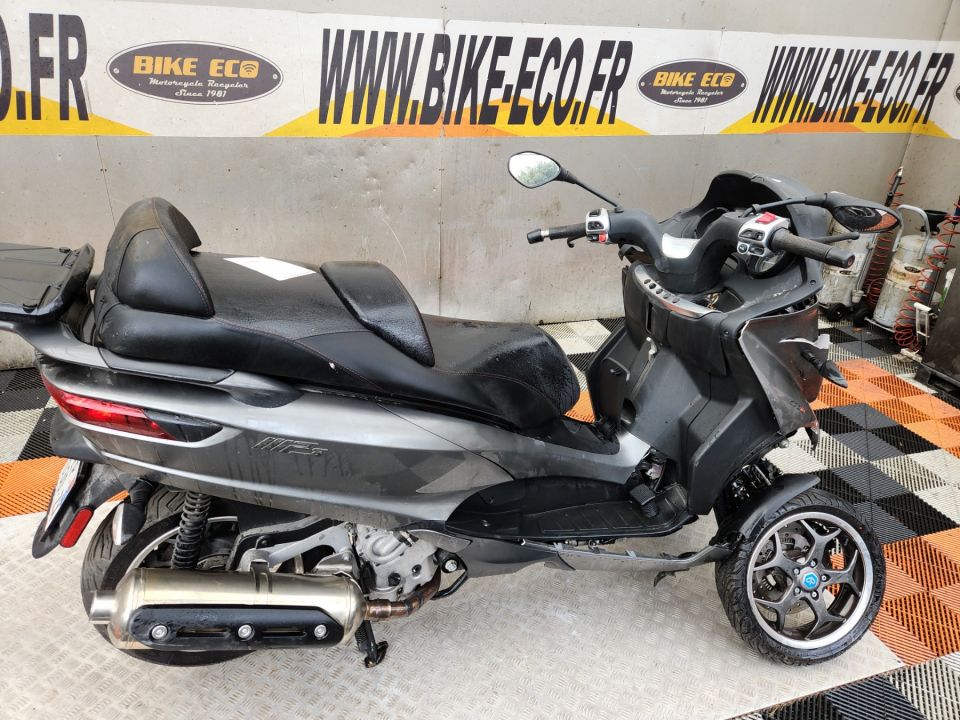 PIAGGIO MP3 500 ABS/ASR 4