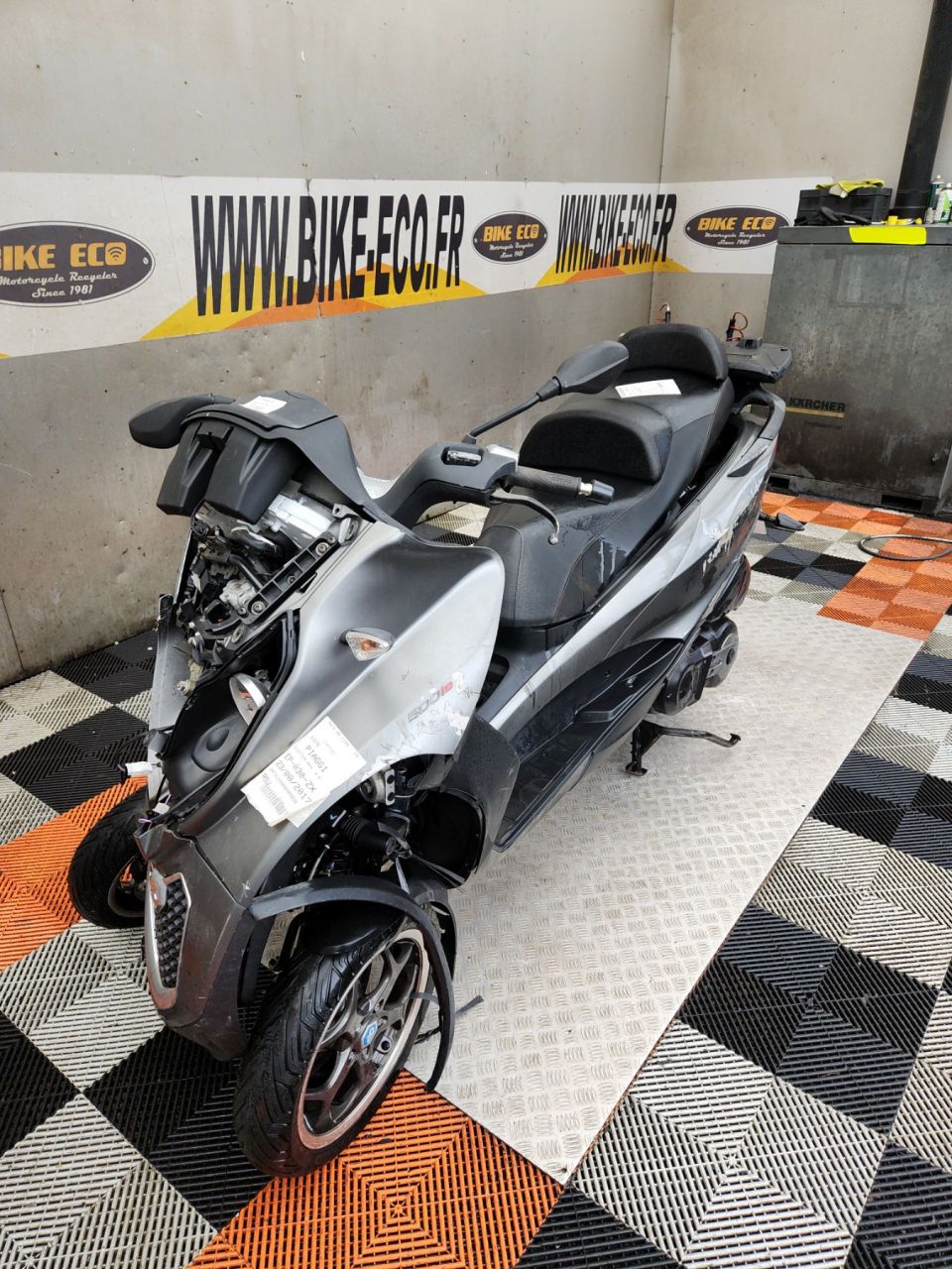 PIAGGIO MP3 500 ABS/ASR 4