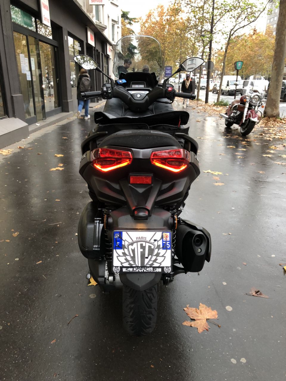 YAMAHA XMAX 300 Tech Max 4