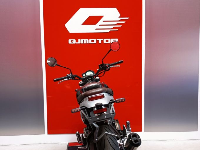 QJ MOTOR SRV 550 4