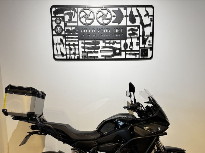 YAMAHA TRACER 7 4