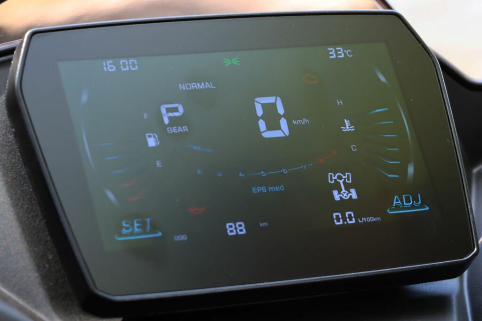 LONCIN X-WOLF 1000 STD 4