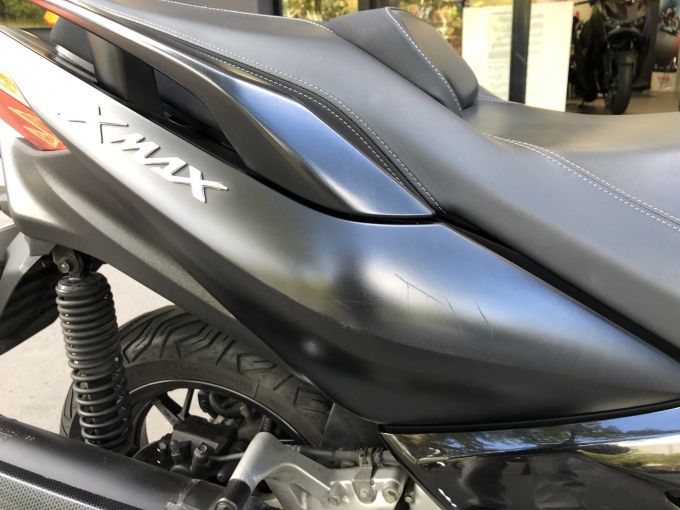 YAMAHA XMAX 125 4