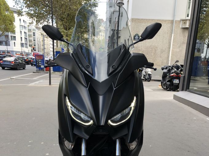 YAMAHA XMAX 125 4