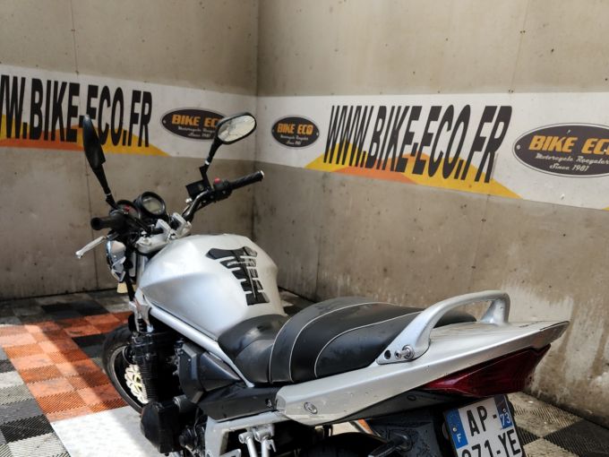 SUZUKI GSF 650 N BANDIT 4