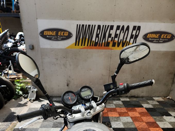 SUZUKI GSF 650 N BANDIT 4