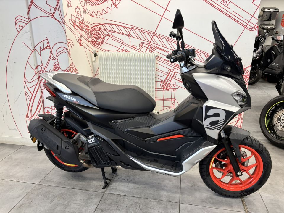 APRILIA SR 125 GT 4