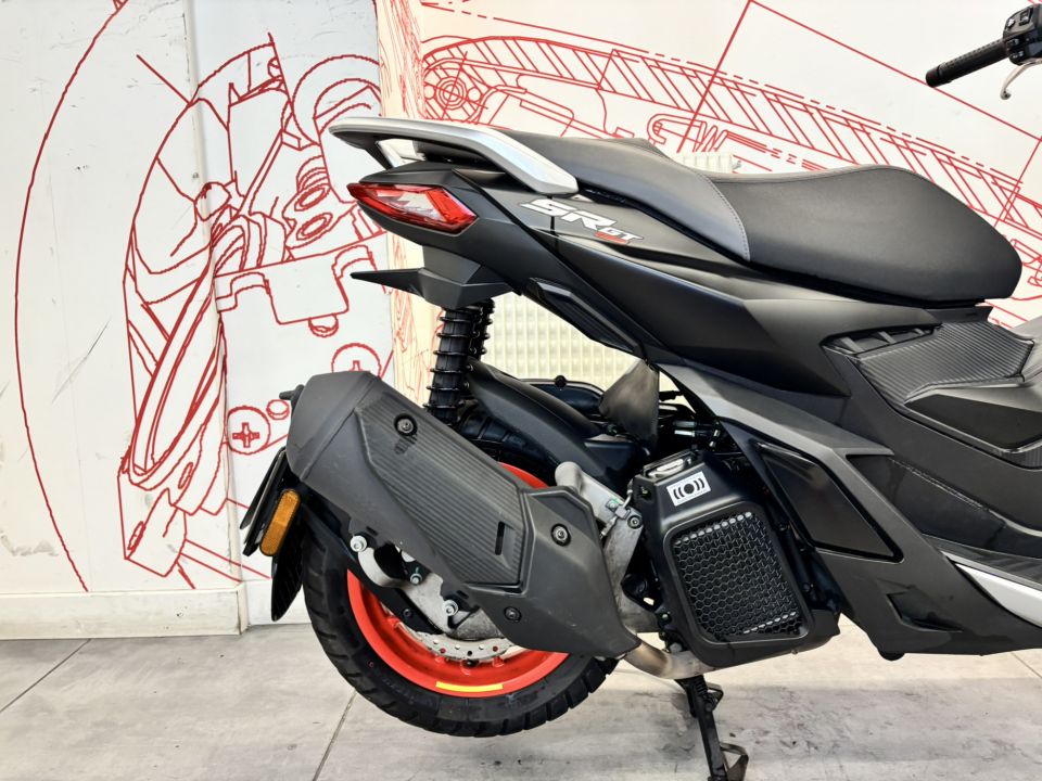 APRILIA SR 125 GT 4