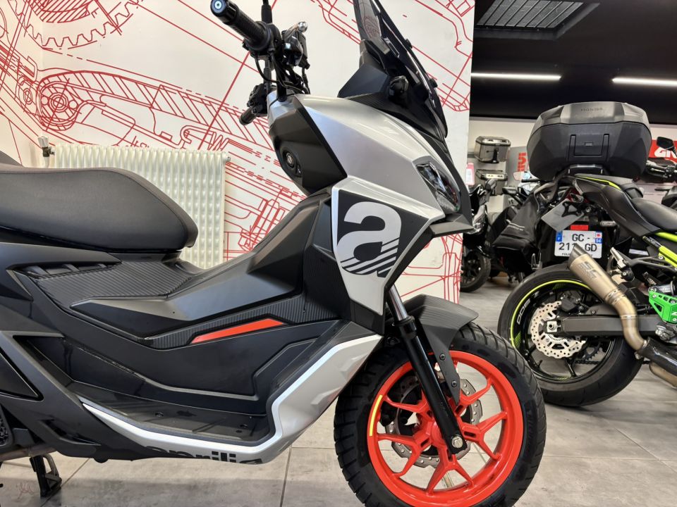 APRILIA SR 125 GT 4