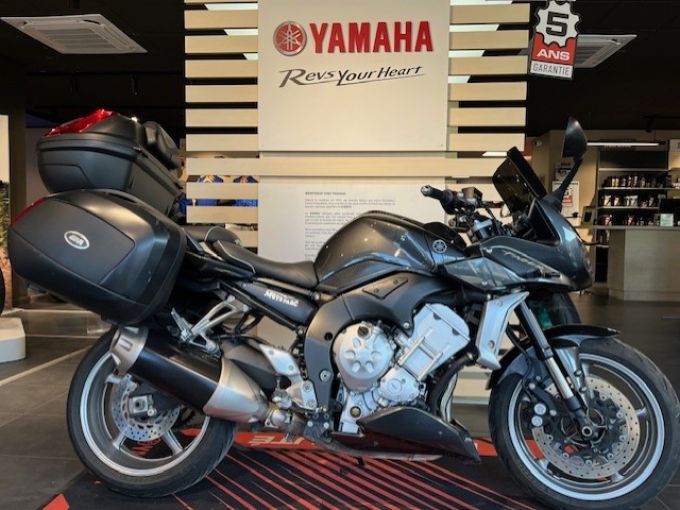 YAMAHA FZ1 FAZER 1000 4