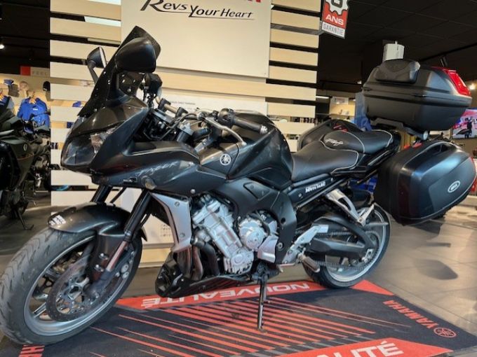 YAMAHA FZ1 FAZER 1000 4