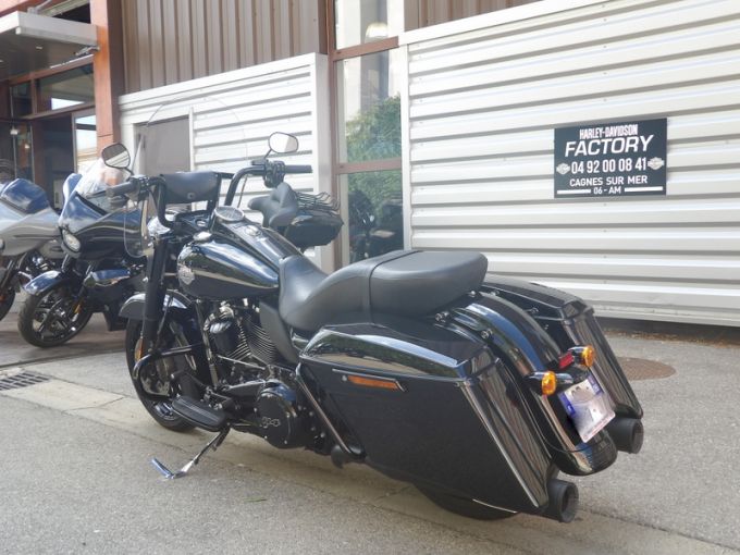 HARLEY-DAVIDSON TOURING ROAD KING 1868 SPECIAL 4