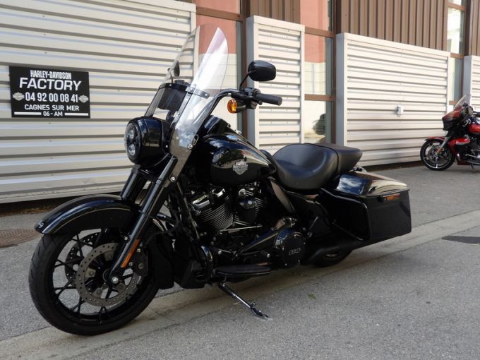 HARLEY-DAVIDSON TOURING ROAD KING 1868 SPECIAL 4