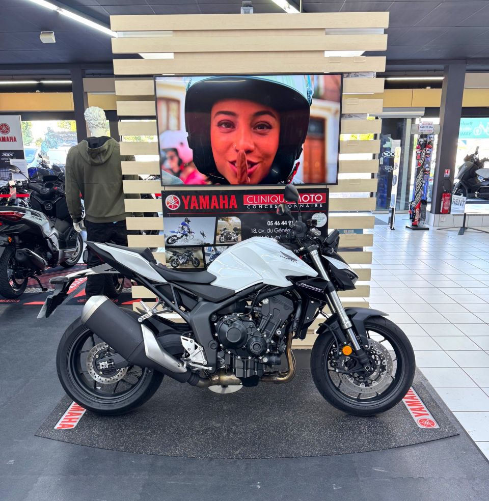 HONDA CB 1000 Hornet 4