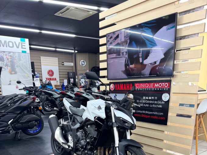 HONDA CB 1000 Hornet 4