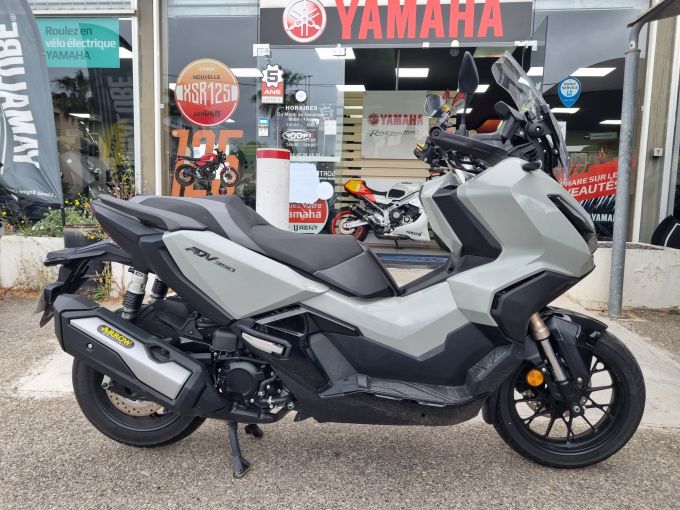 HONDA ADV 350 4