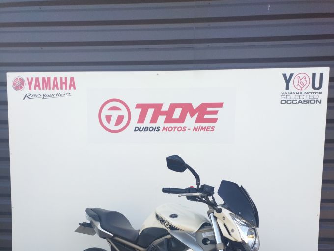 YAMAHA XJ6-N 4