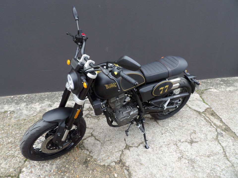 BLUROC MOTORCYCLE TRACKER 125 4