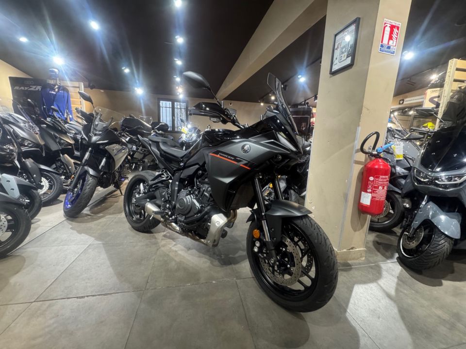 YAMAHA TRACER 7 35KW 4