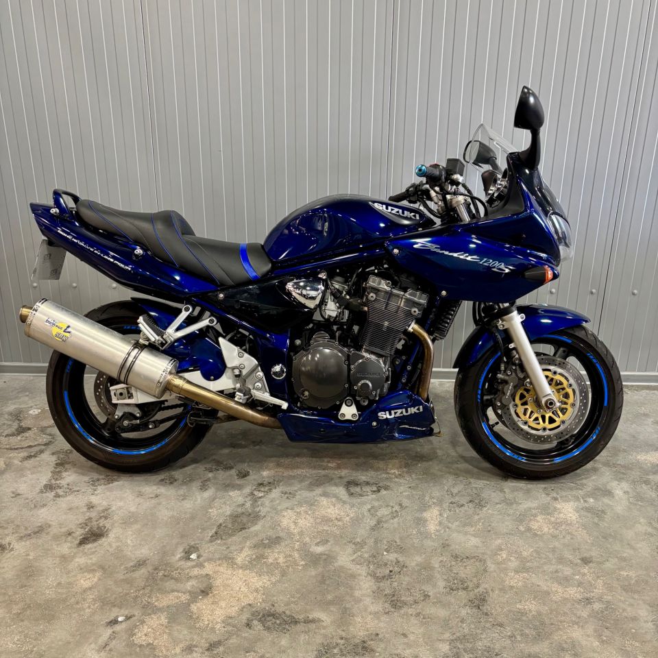 SUZUKI GSF 1200 S BANDIT 4