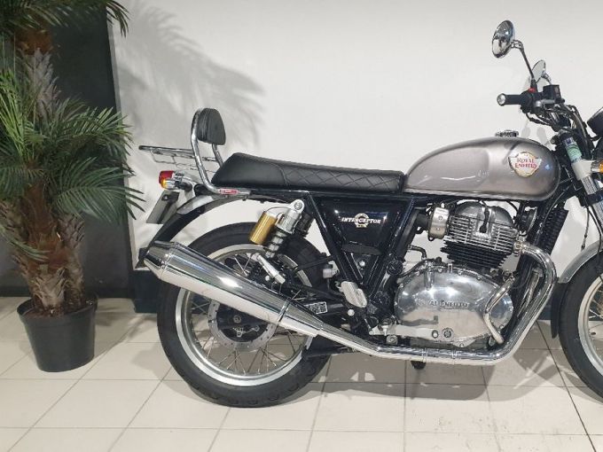ROYAL ENFIELD INTERCEPTOR 4