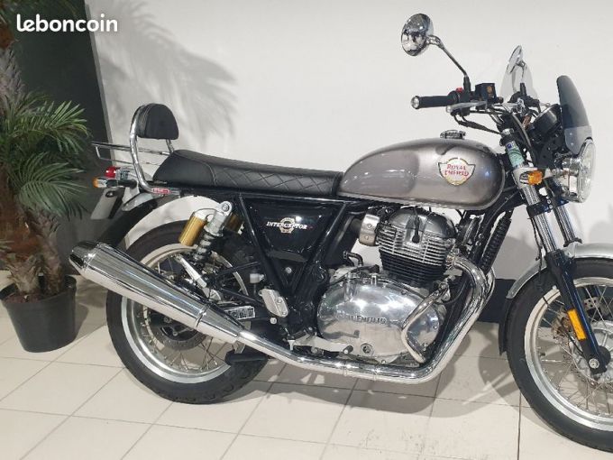 ROYAL ENFIELD INTERCEPTOR 4