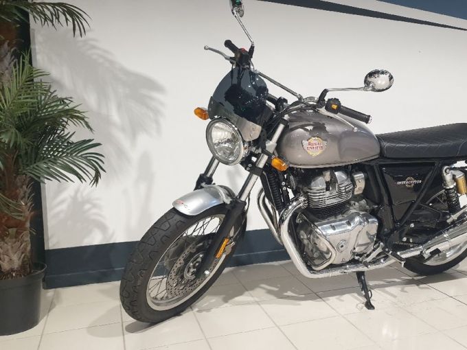 ROYAL ENFIELD INTERCEPTOR 4