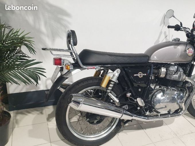 ROYAL ENFIELD INTERCEPTOR 4