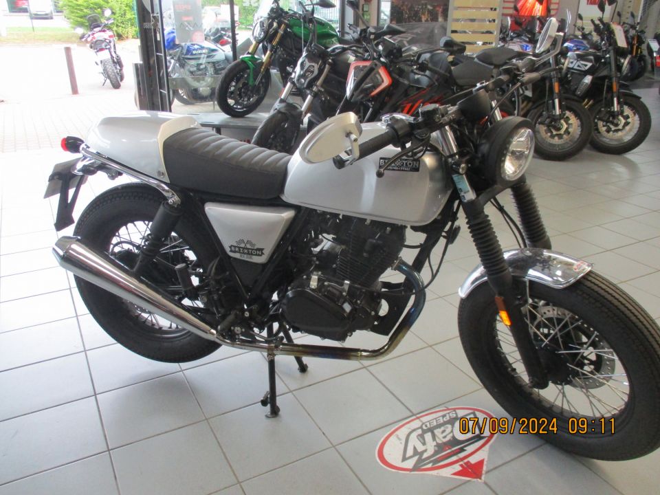 BRIXTON MOTORCYCLES BX 125 CAFE RACER 4