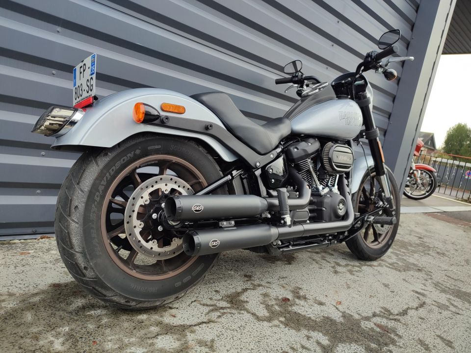 HARLEY-DAVIDSON SOFTAIL LOW RIDER 1868 S 4