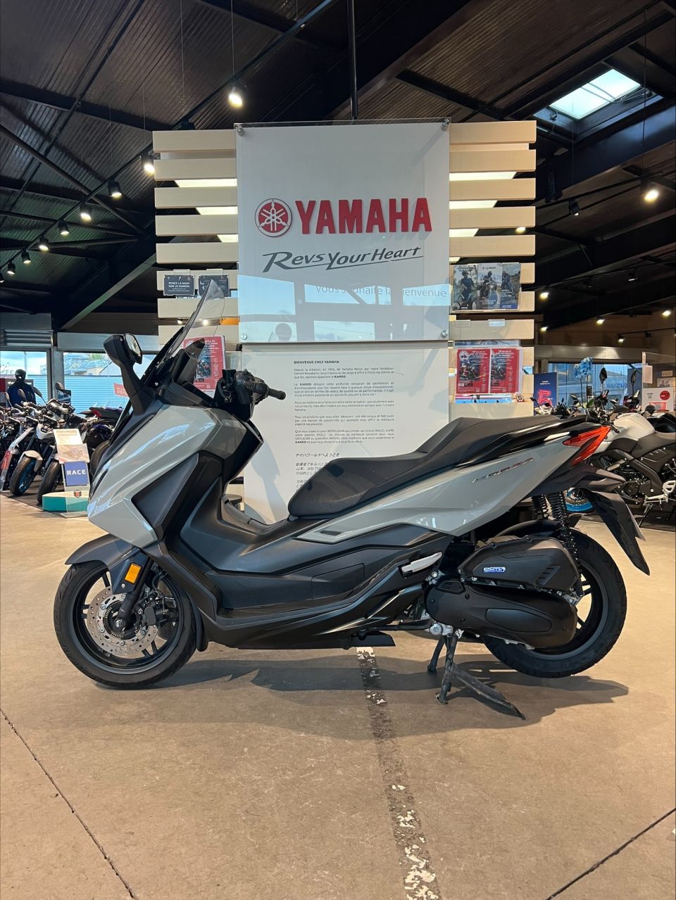 HONDA NSS FORZA 125 4