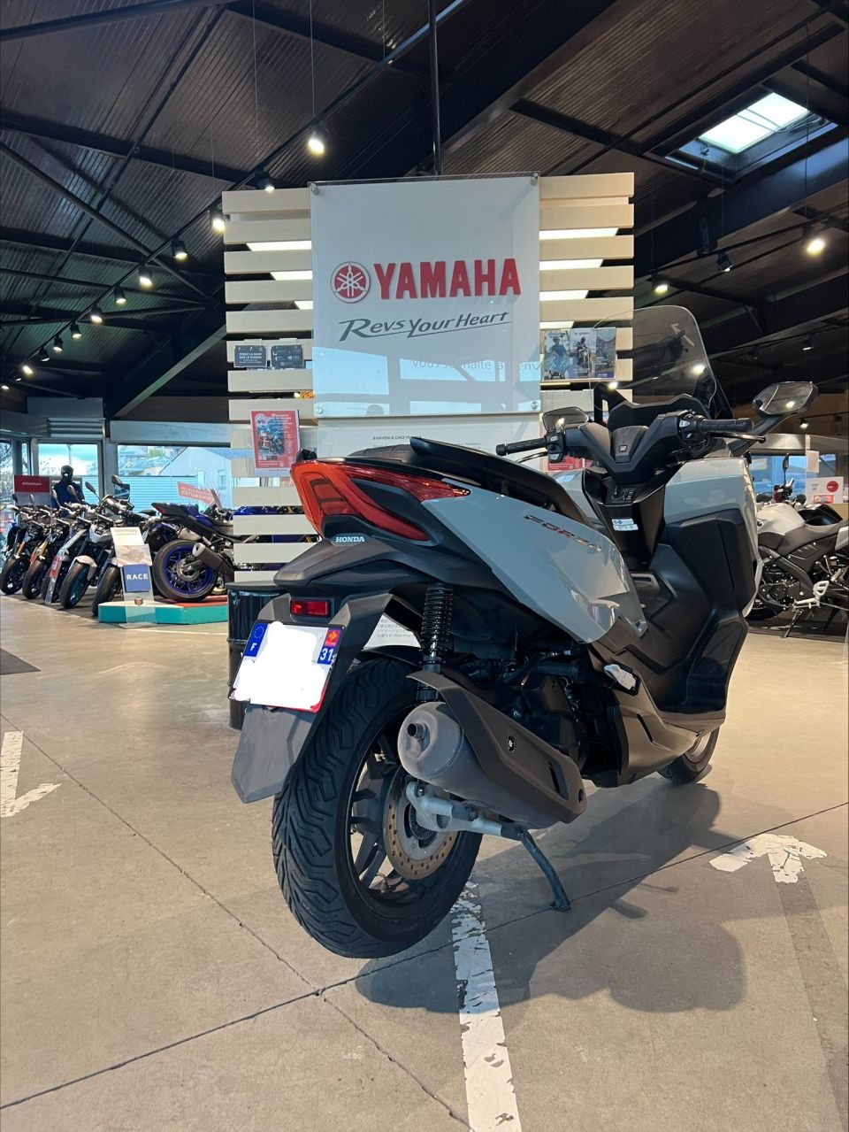 HONDA NSS FORZA 125 4