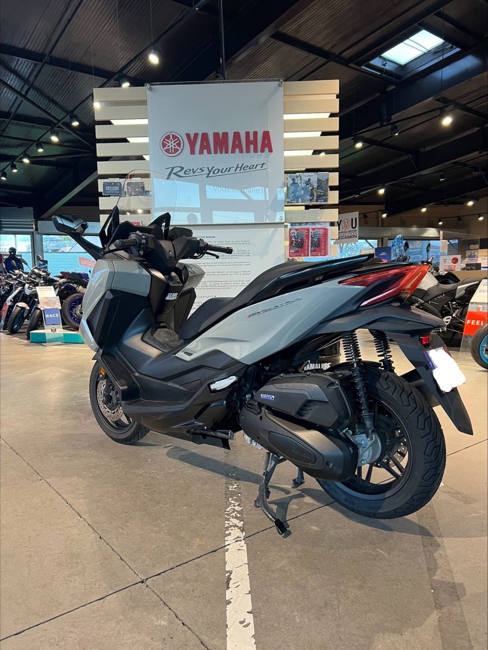 HONDA NSS FORZA 125 4