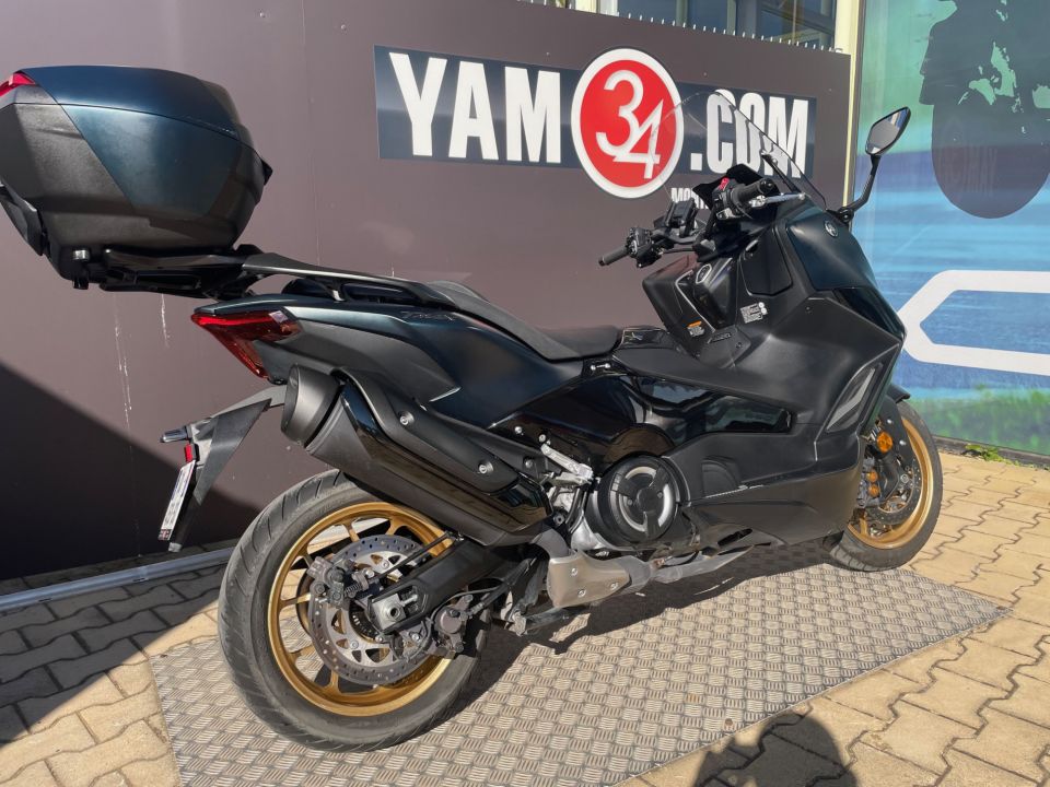 YAMAHA XP T-MAX 560 TECH MAX 4