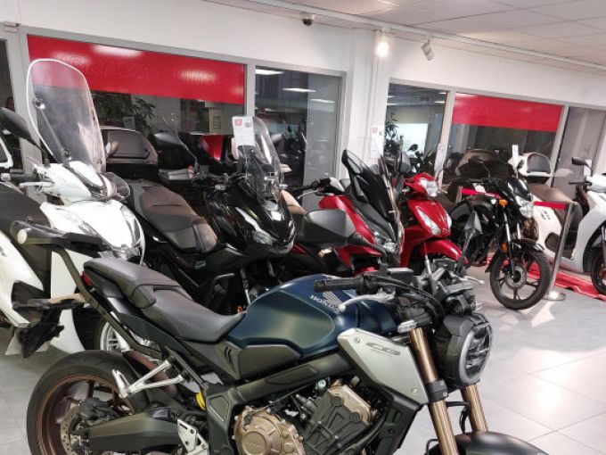 HONDA CB650R Neo Sports Café 4