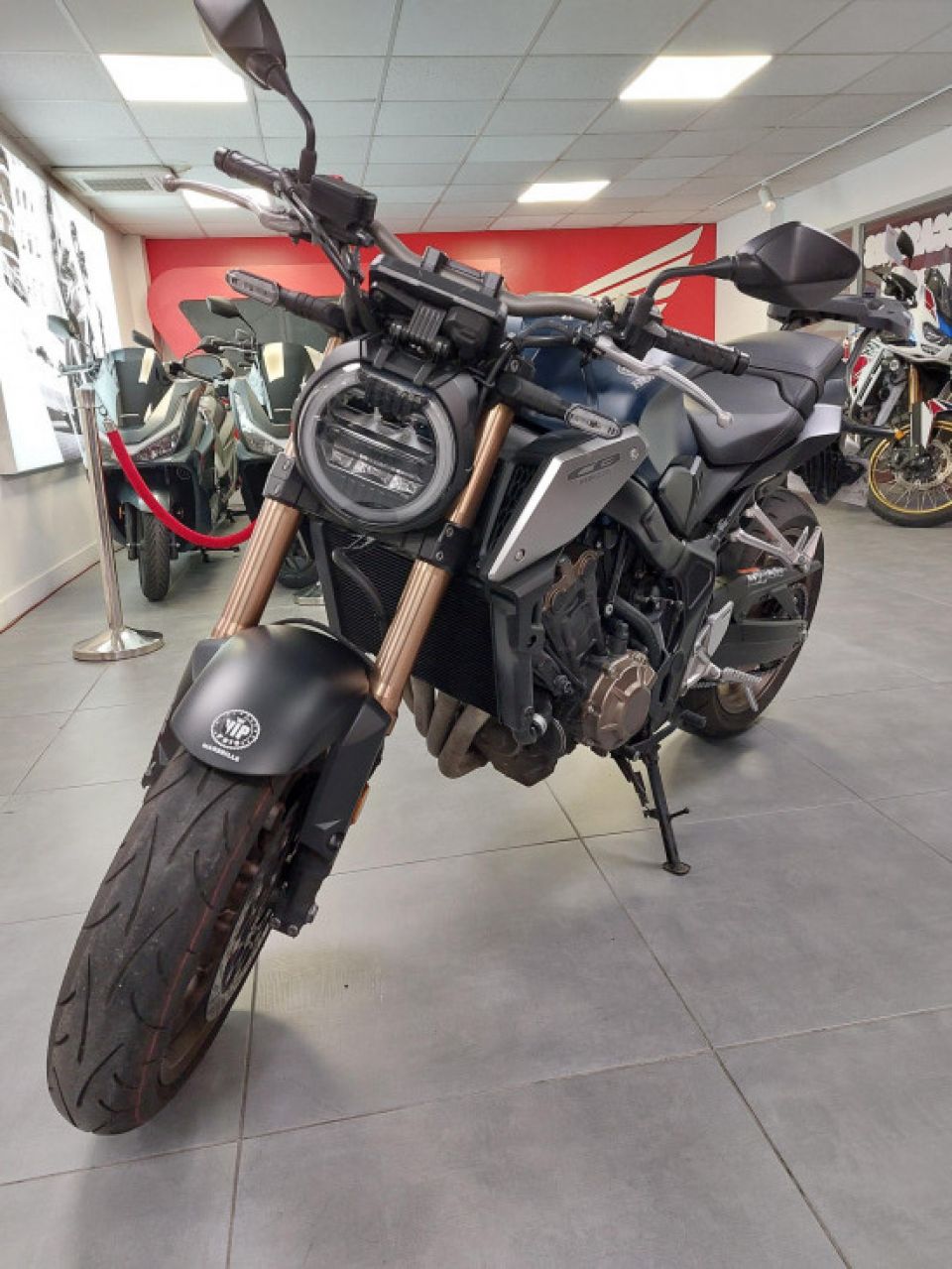 HONDA CB650R Neo Sports Café 4