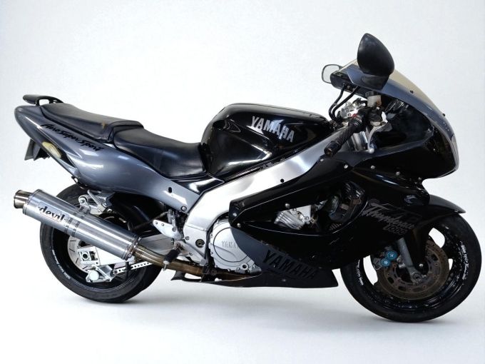 YAMAHA YZF 1000 R THUNDERACE 4
