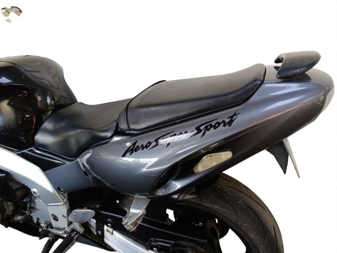 YAMAHA YZF 1000 R THUNDERACE 4