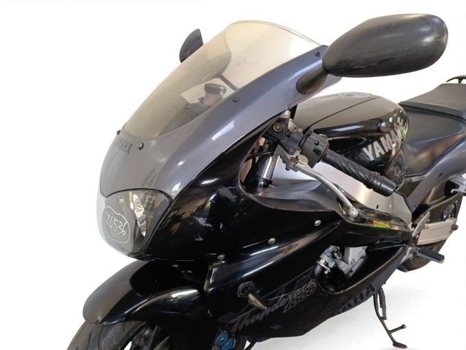 YAMAHA YZF 1000 R THUNDERACE 4