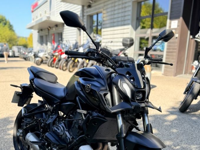 YAMAHA MT-07 (47.5CV) 4