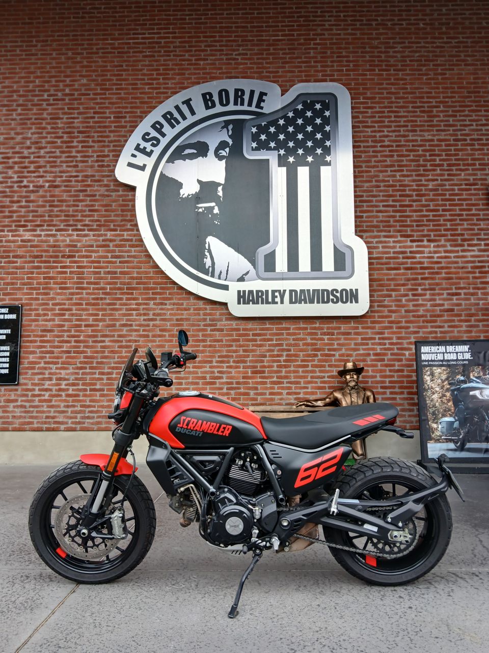 DUCATI SCRAMBLER 4