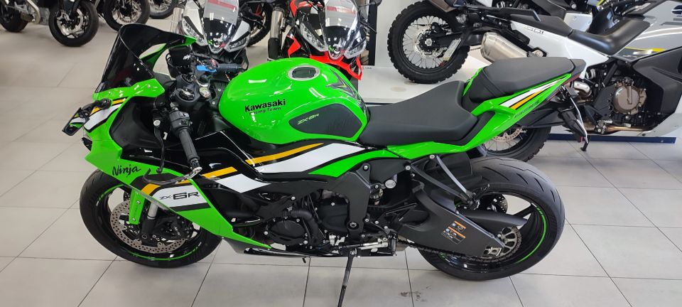 KAWASAKI ZX-6R 636 4