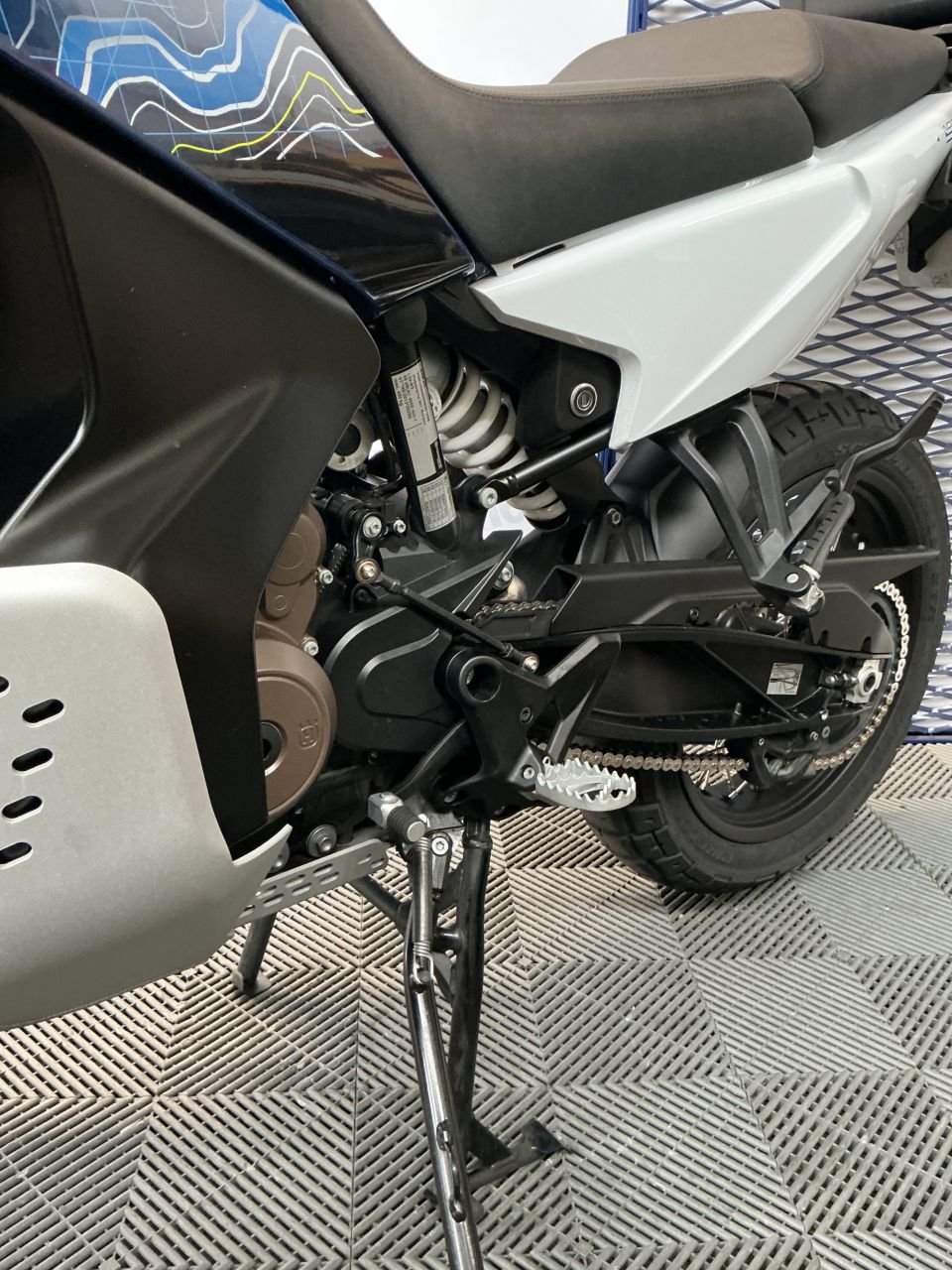 HUSQVARNA NORDEN 901 EXPEDITION 4