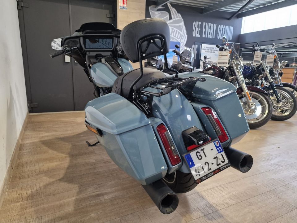 HARLEY-DAVIDSON TOURING STREET GLIDE 1923 4