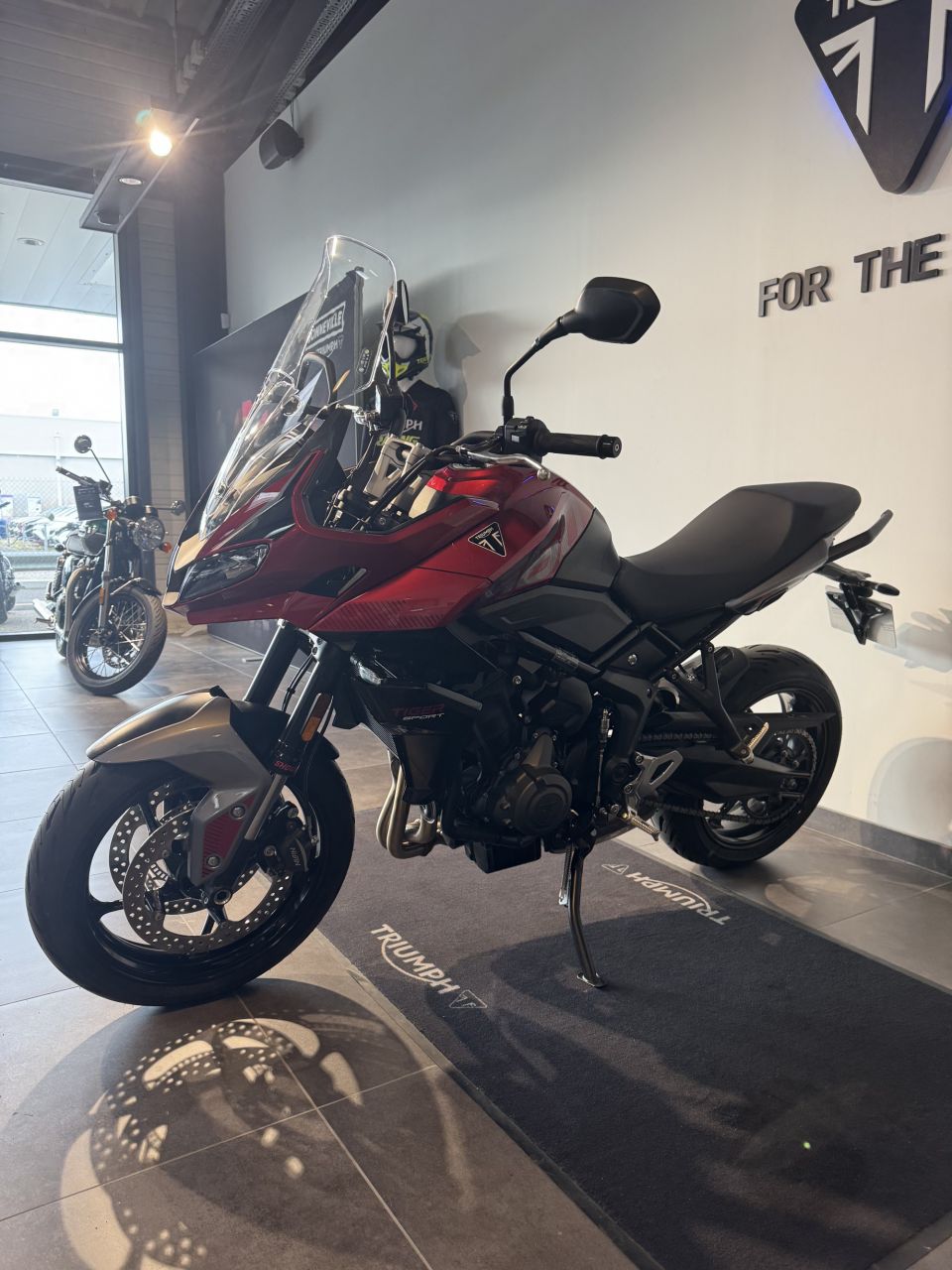 TRIUMPH TIGER SPORT 660 4