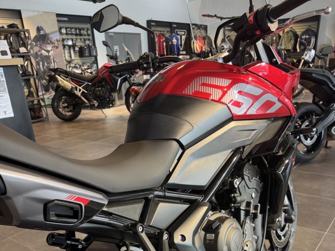 TRIUMPH TIGER SPORT 660 4