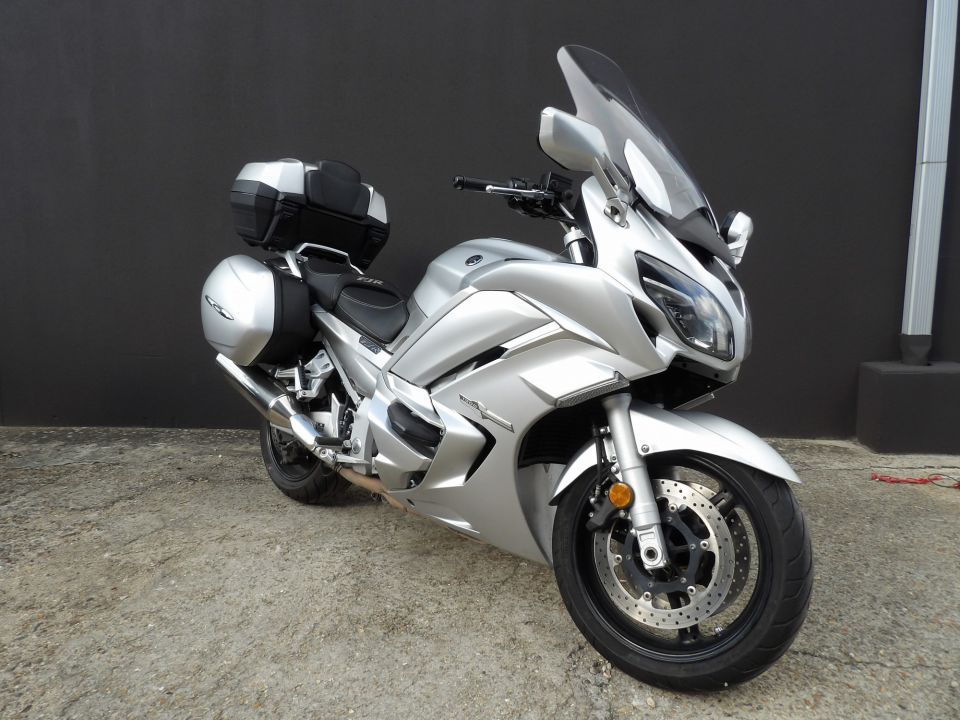 YAMAHA FJR 1300 4